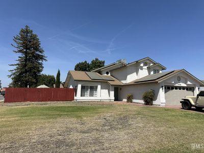 14408 San Esteban Ave
