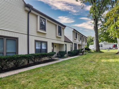 Property at 990 Som Center Rd #D3, Mayfield Village, OH