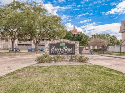 3075 Walnut Bend Ln APT 23
