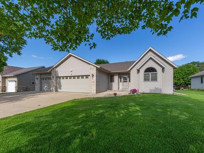 2255 Mineral Springs Pkwy