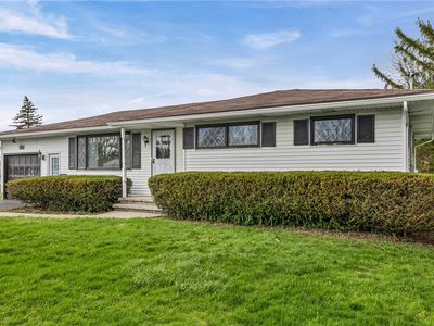 561 Gillett Rd