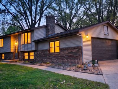 411 Adams Dr W