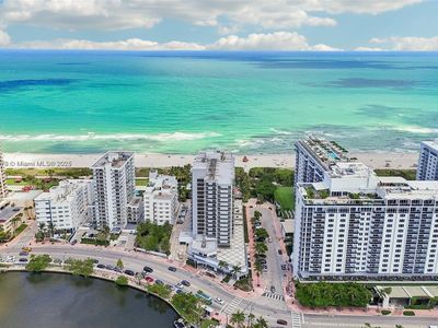 2401 Collins Ave APT 1011
