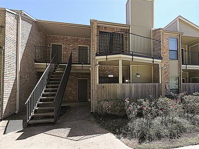 8100 Cambridge St APT 9