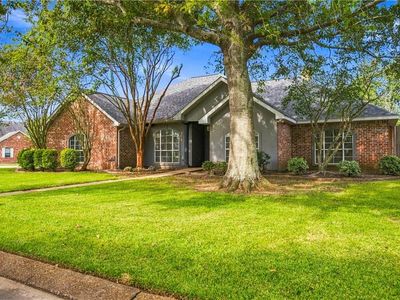6214 Coty Dr
