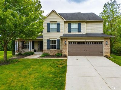 8437 Parkridge Dr
