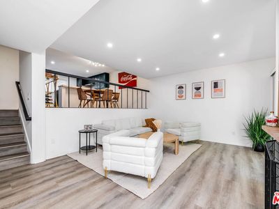 4231 Sarah St