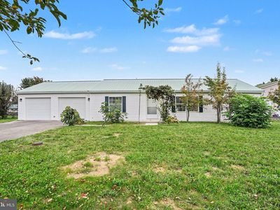 131 Camelot Dr