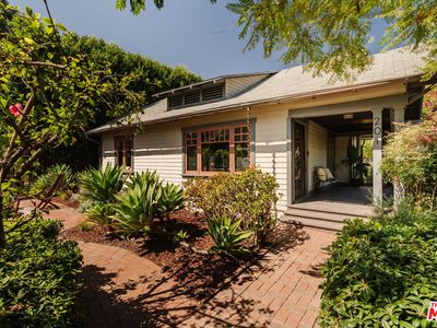 201 N Avenue 52