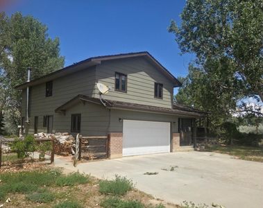 1305 Ten Mile Dr