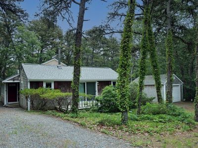 10 Bartlett Road