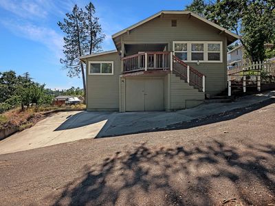 981 Garden Loop