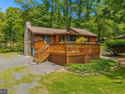 366 Huckleberry Ln