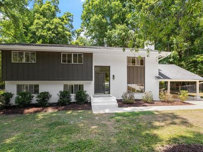 908 Tanglewood Dr
