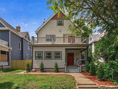 2304 26th Ave S