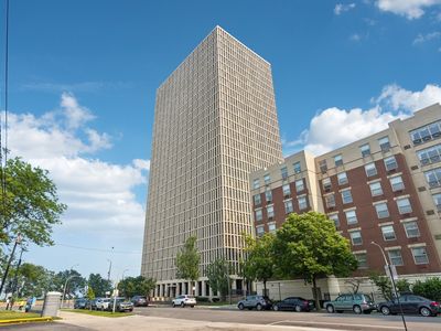 6700 S South Shore Dr APT 24K