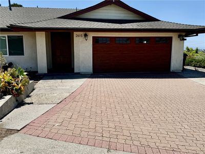 2615 Temple Hills Dr