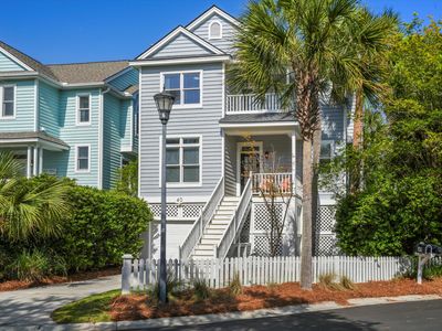 40 Grand Pavilion Blvd