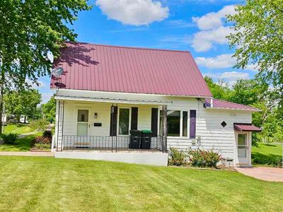 Property at 434 5th St, Ainsworth, IA