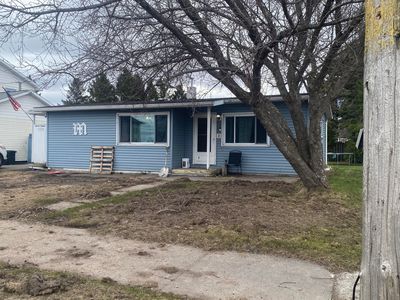 1116 E Portage Ave