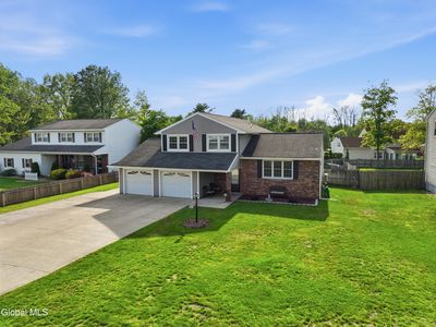 32 Willoughby Drive