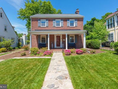 818 Kingston Rd
