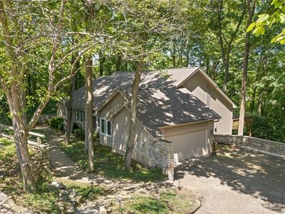 4400 Royal Ridge Way