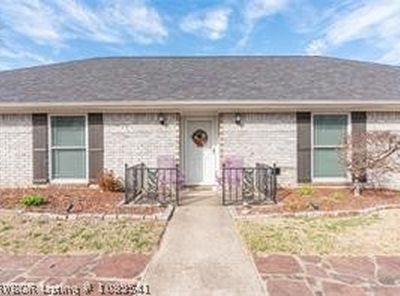 7207 Riviera Dr