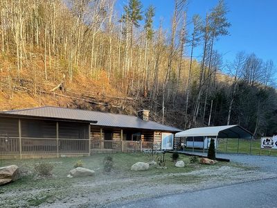 985 Wesser Creek Rd