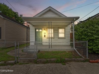 2137 Bradley Ave