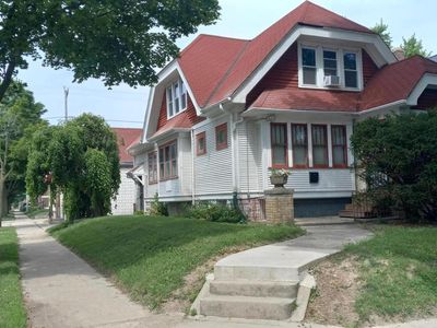 4203 North 13th STREET