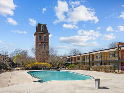 807 W Trinity Ave APT 250