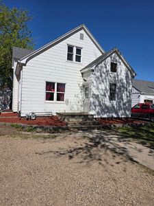 901 Church Ave