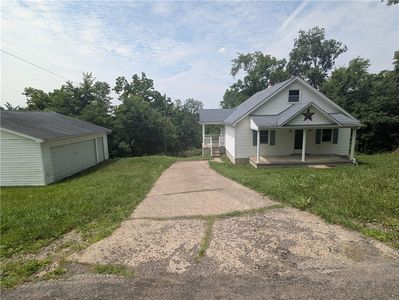 329 Barnard Rd