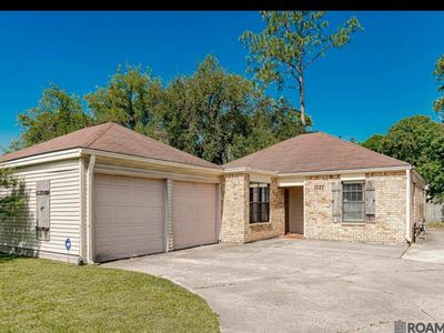 1127 Brookhollow Dr