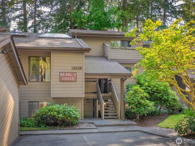 19115 Ballinger Way NW #102