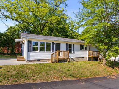 600 Sunnyside Dr