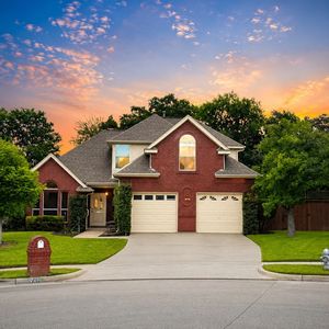 749 W Park Ct