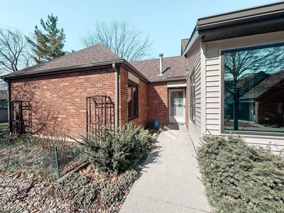 2427 Hamilton Dr