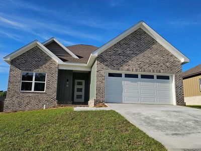 370 Spruce Ln