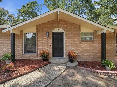 4 Sallisaw Cir