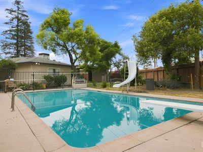 1701 Cromwell Ct