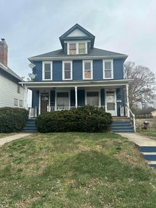 208-210 Dana Ave