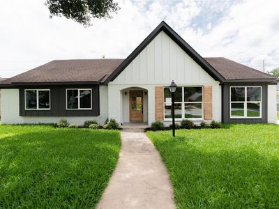 4531 Hickory Downs Dr