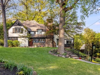 5 Fairview Ter