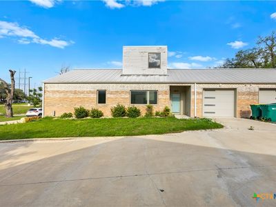 2819 Oak Ct