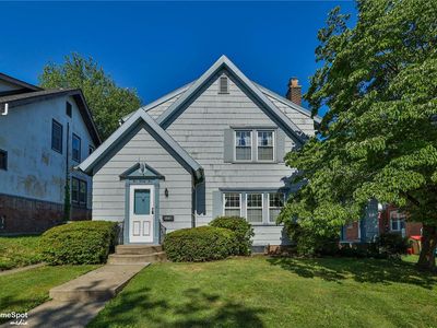 525 7th Ave