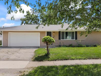 1325 W Conde St