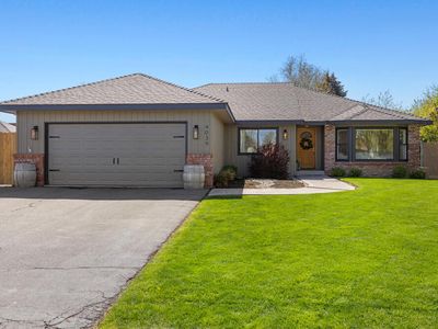4039 Valinda Way