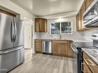 545 Smithridge Park